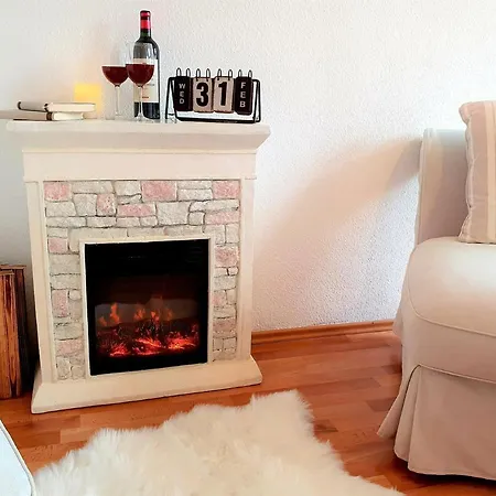 Apartamento Stilvolles Mit 2 Schlafzimmern & Balkon - Nahe Flughafen, Porsche Und Messe Leipzig