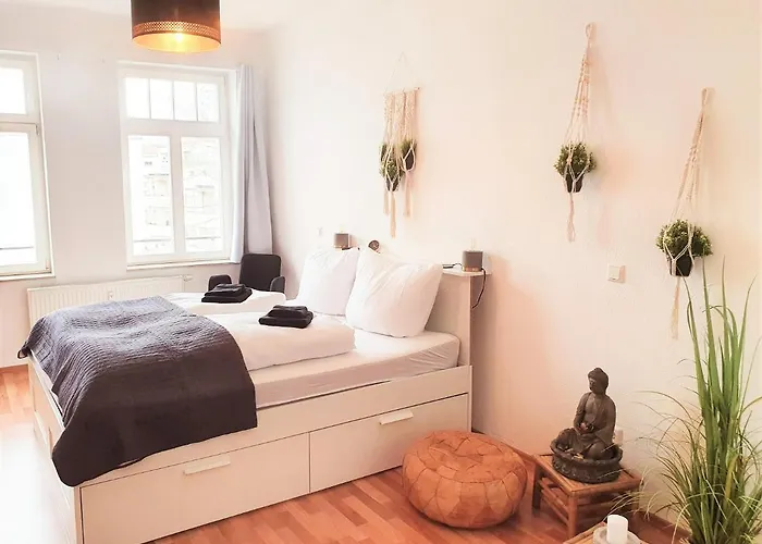 Stilvolles Mit 2 Schlafzimmern & Balkon - Nahe Flughafen, Porsche Und Messe Leipzig